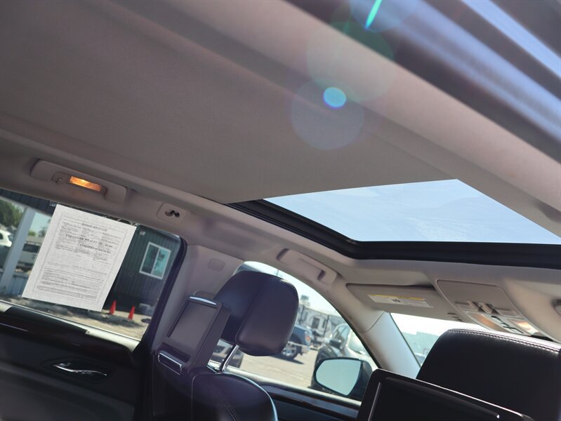 Used 2011 Cadillac SRX Premium AWD/4WD image 13