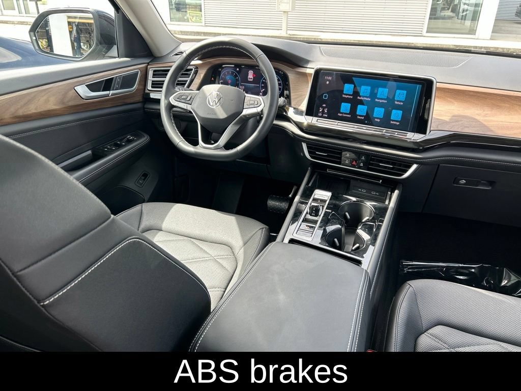 Certified 2026 Volkswagen Atlas SE w/ Panoramic Sunroof Package FWD image 9