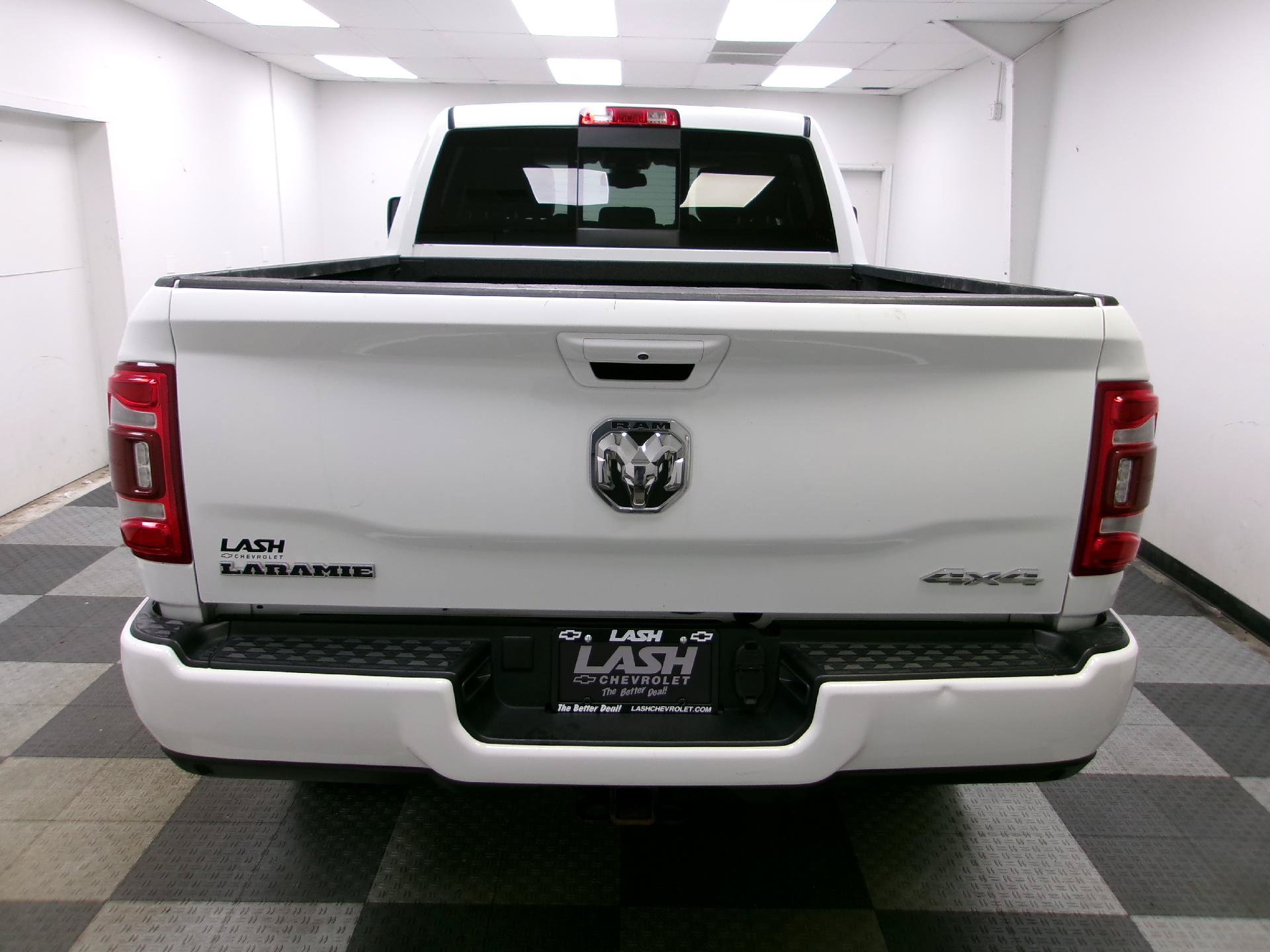 Used 2024 RAM 2500 Laramie AWD/4WD image 13