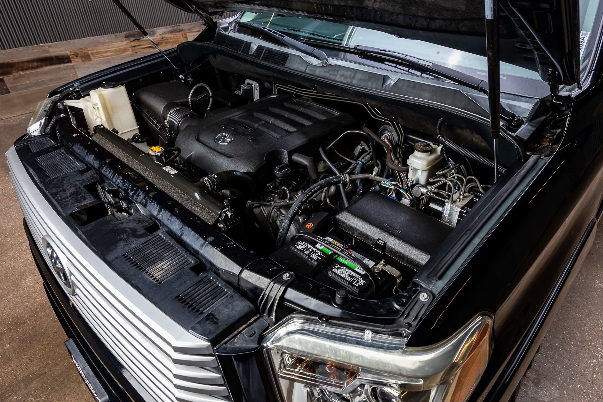 Used 2015 Toyota Tundra Platinum AWD/4WD image 40