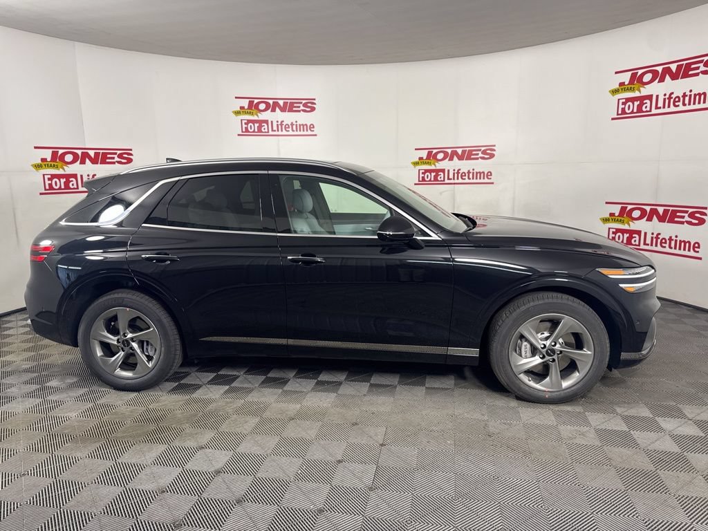 New 2026 Genesis GV70 2.5T Advanced AWD/4WD image 17