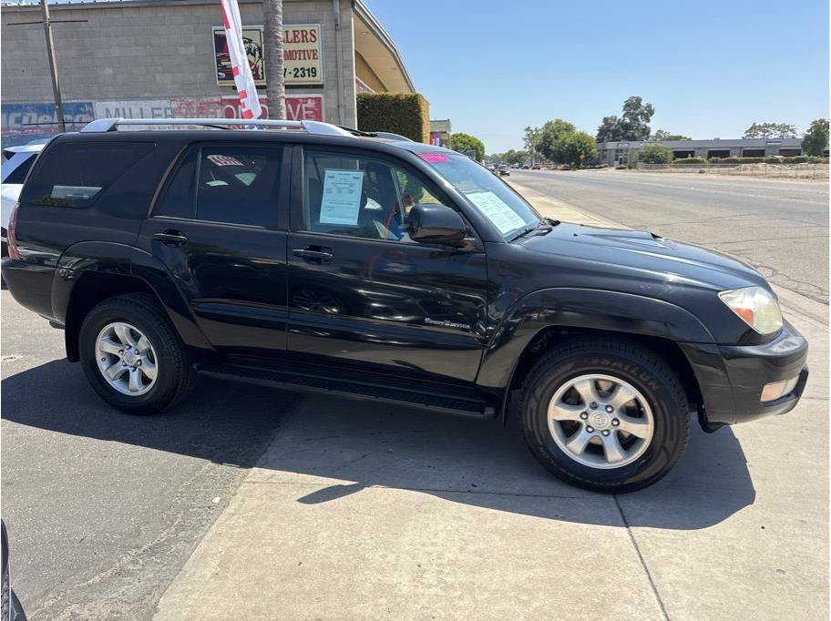 Used 2005 Toyota 4Runner SR5 RWD image 4