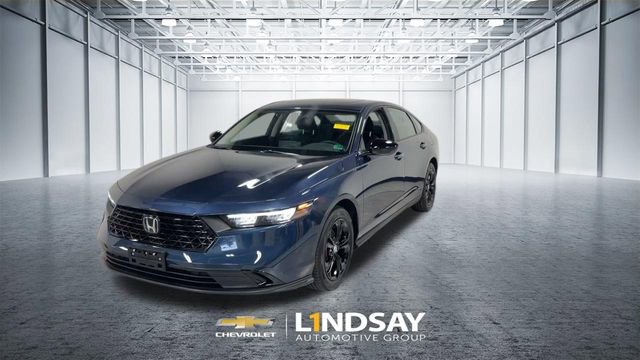 Used 2025 Honda Accord SE image 5