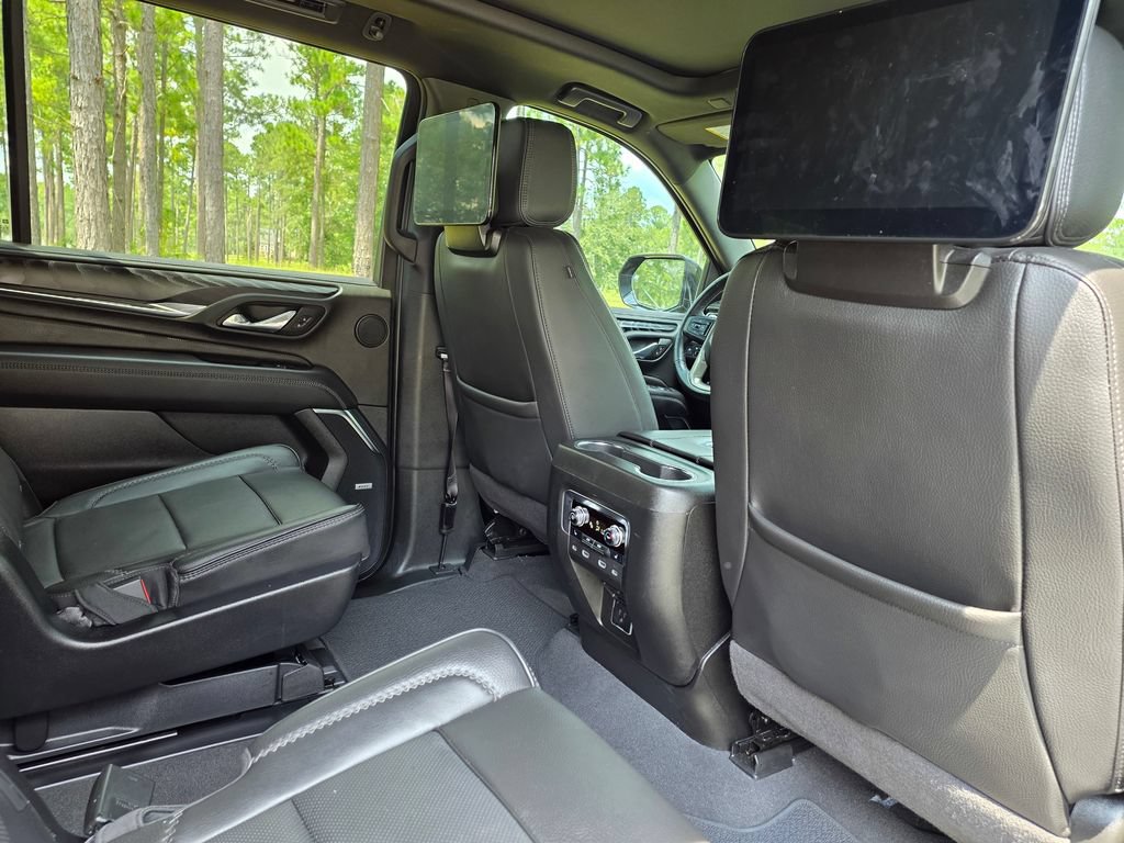 Used 2024 GMC Yukon XL Denali w/ Denali Reserve Package AWD/4WD image 24