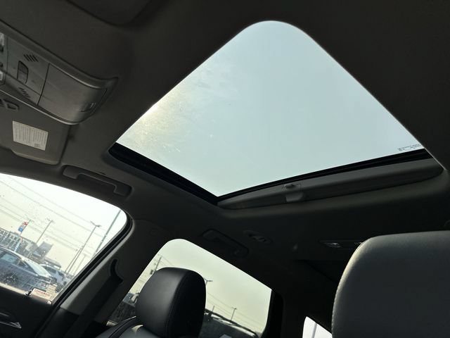 Used 2020 Buick Enclave Essence w/ LPO, Floor Liner Package FWD image 18