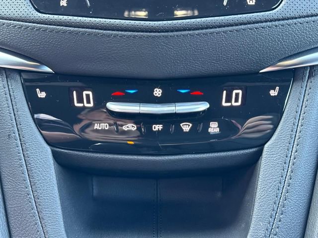 New 2025 Cadillac XT5 Luxury image 21