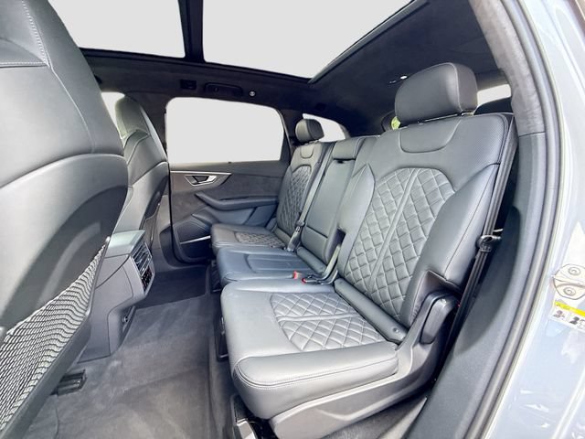 Used 2021 Audi SQ7 Prestige AWD/4WD image 23