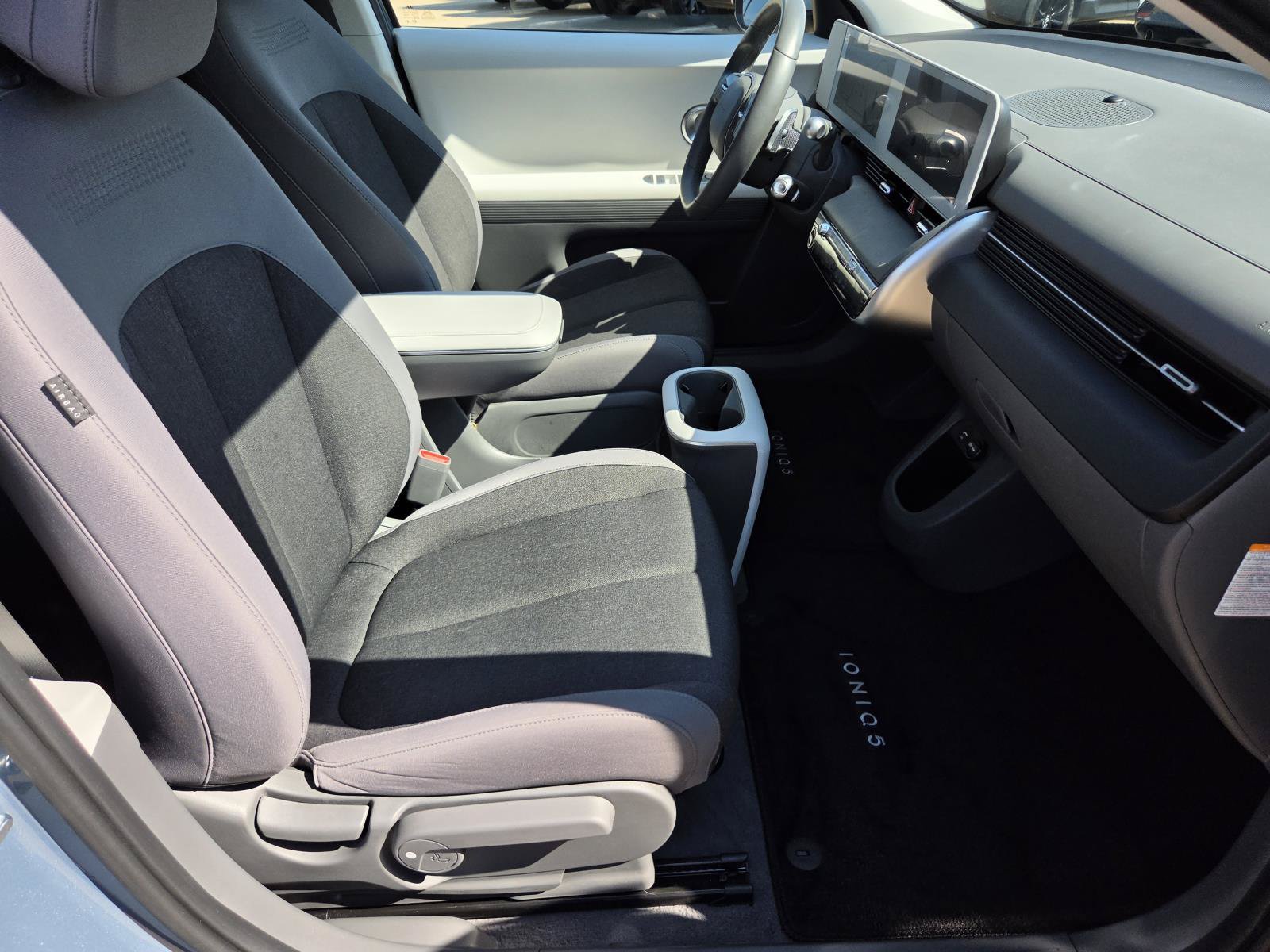 Certified 2024 Hyundai Ioniq 5 SE AWD/4WD image 9