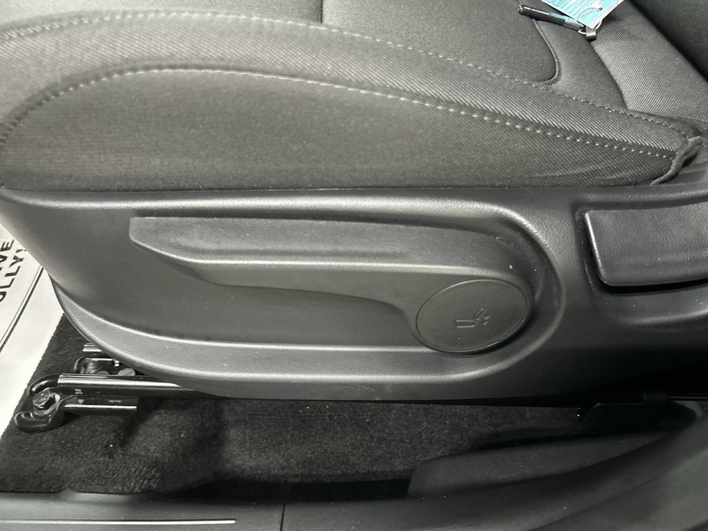 Used 2025 Hyundai Tucson SE AWD/4WD image 10