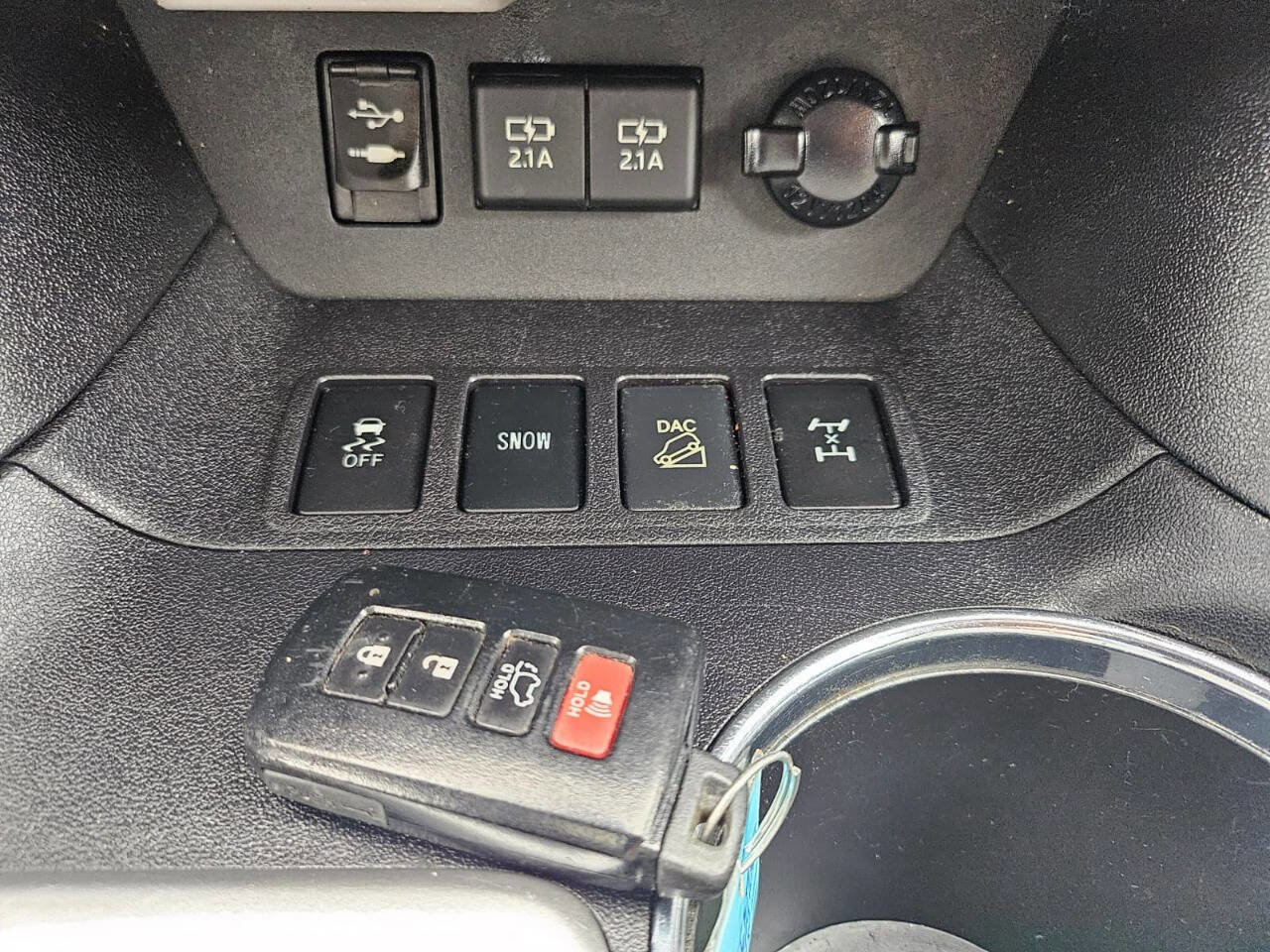 Used 2019 Toyota Highlander XLE image 22