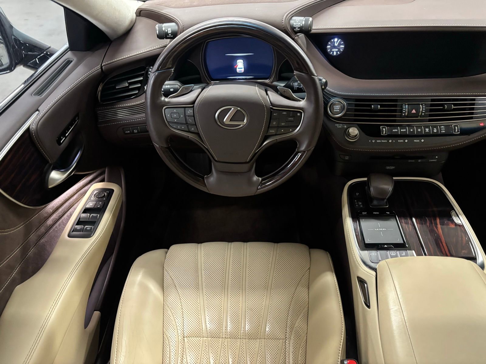 Used 2018 Lexus LS 500 w/ Luxury Package RWD image 12