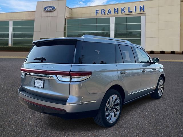 Certified 2024 Lincoln Navigator Reserve image 7