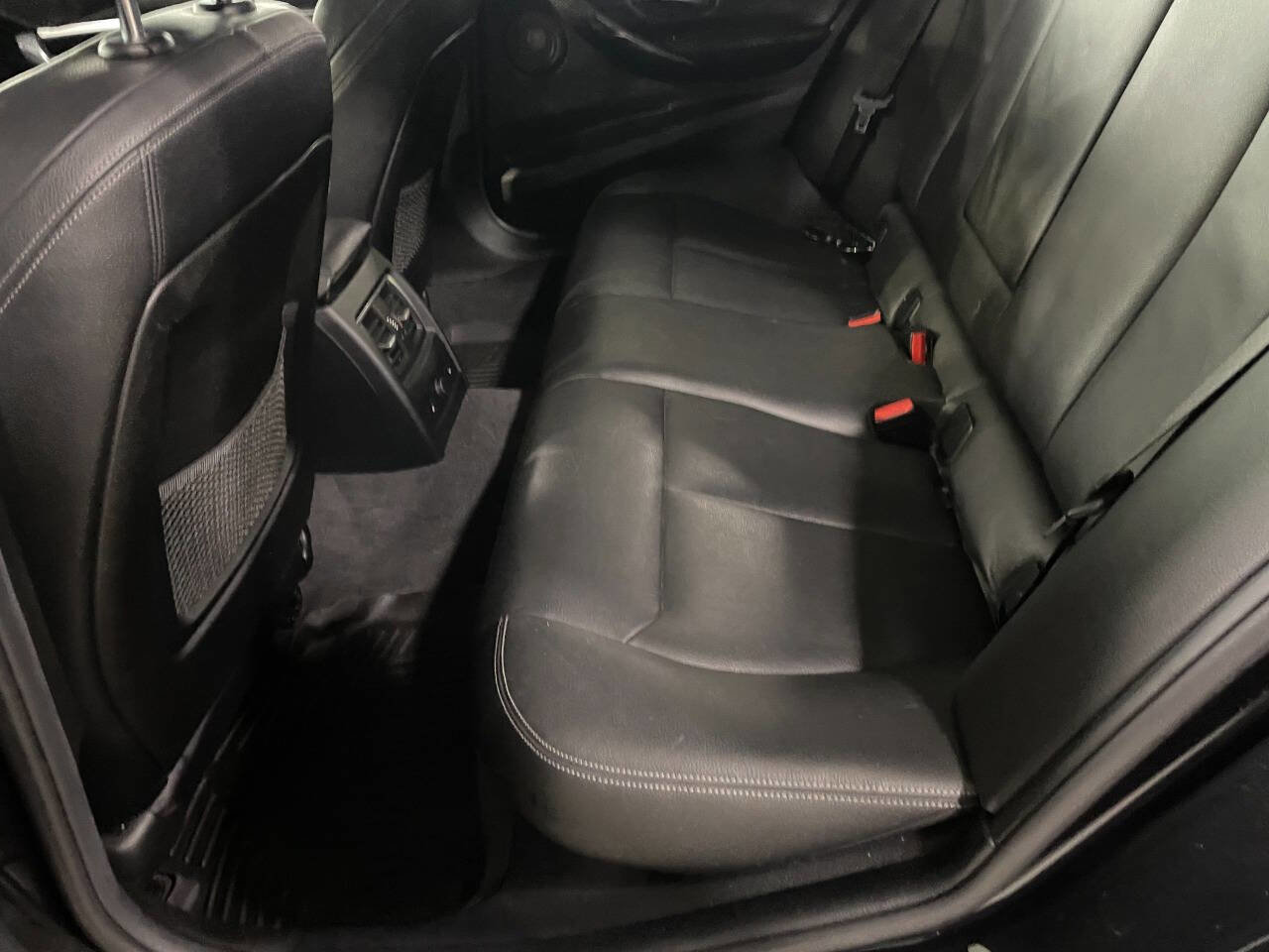 Used 2017 BMW 340i xDrive Sedan image 19