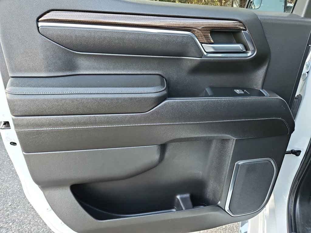 Used 2023 Chevrolet Silverado 1500 RST w/ Z71 Off-Road Package image 26