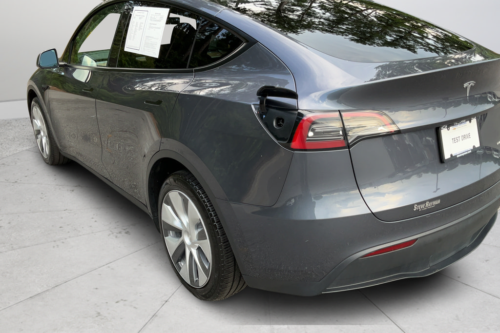Used 2023 Tesla Model Y AWD image 27