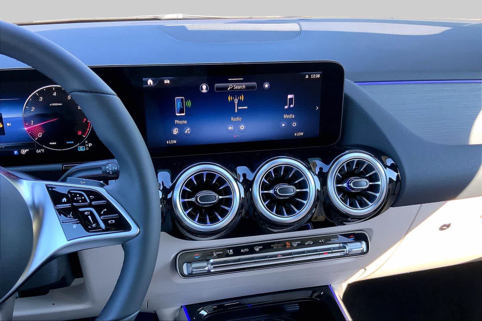 New 2026 Mercedes-Benz GLA 250 4MATIC image 6