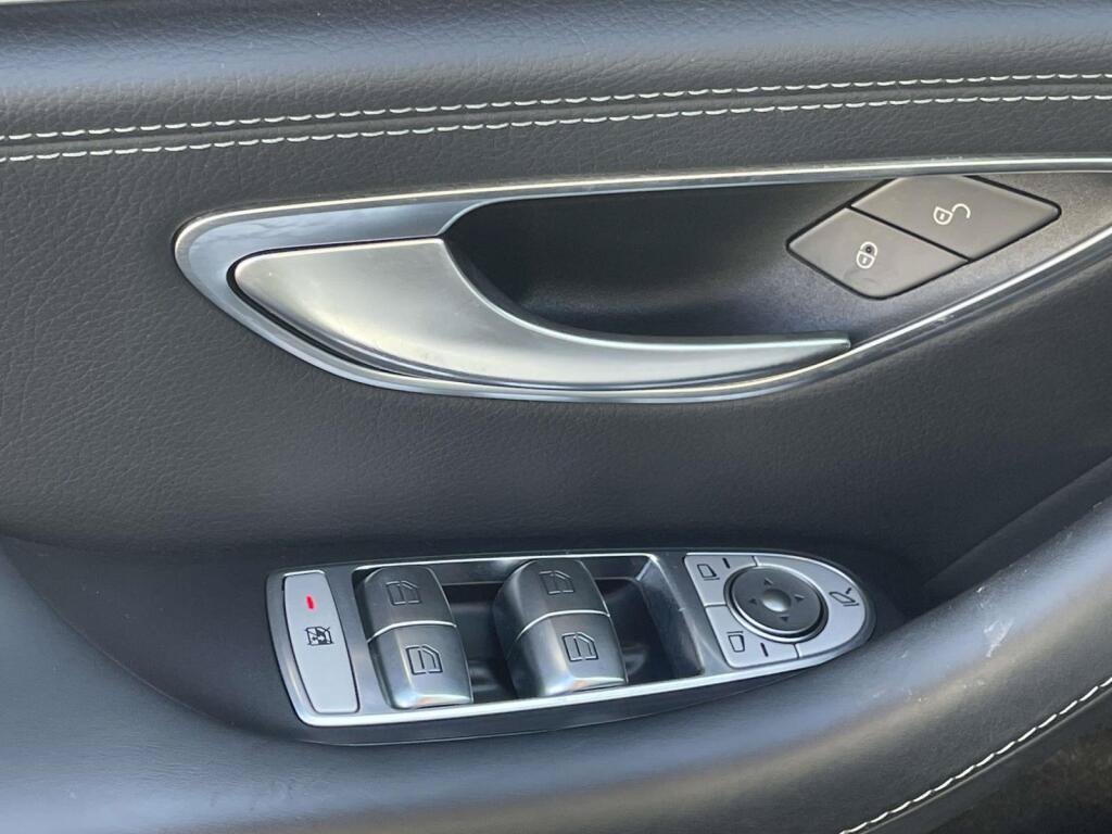 Used 2022 Mercedes-Benz AMG GT 53 image 33
