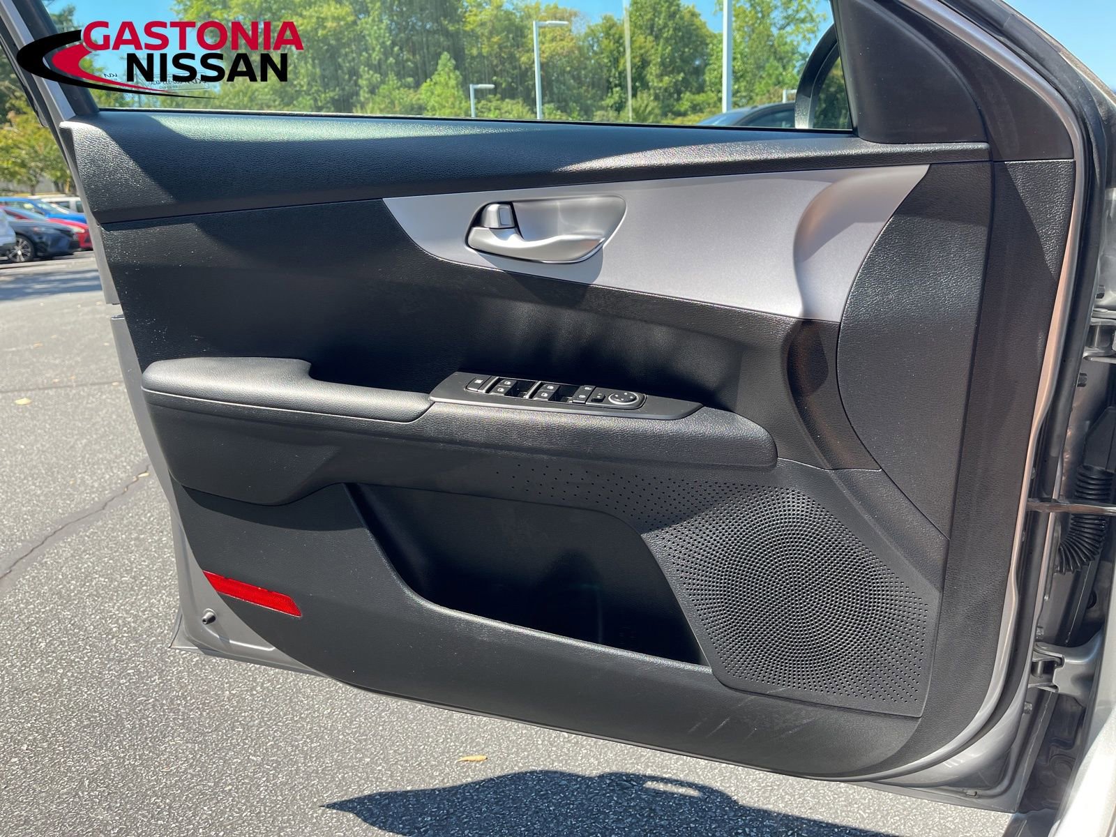 Used 2023 Kia Forte LXS image 36