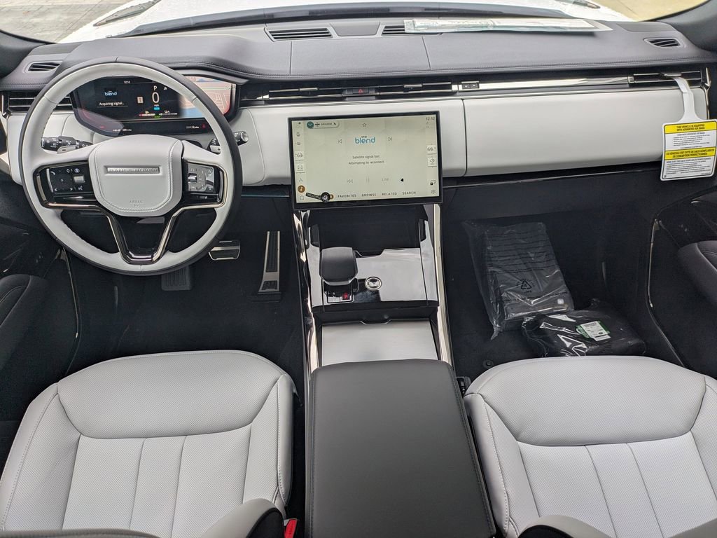 New 2026 Land Rover Range Rover Sport Dynamic SE AWD/4WD image 17