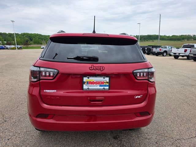 Used 2022 Jeep Compass Limited image 26