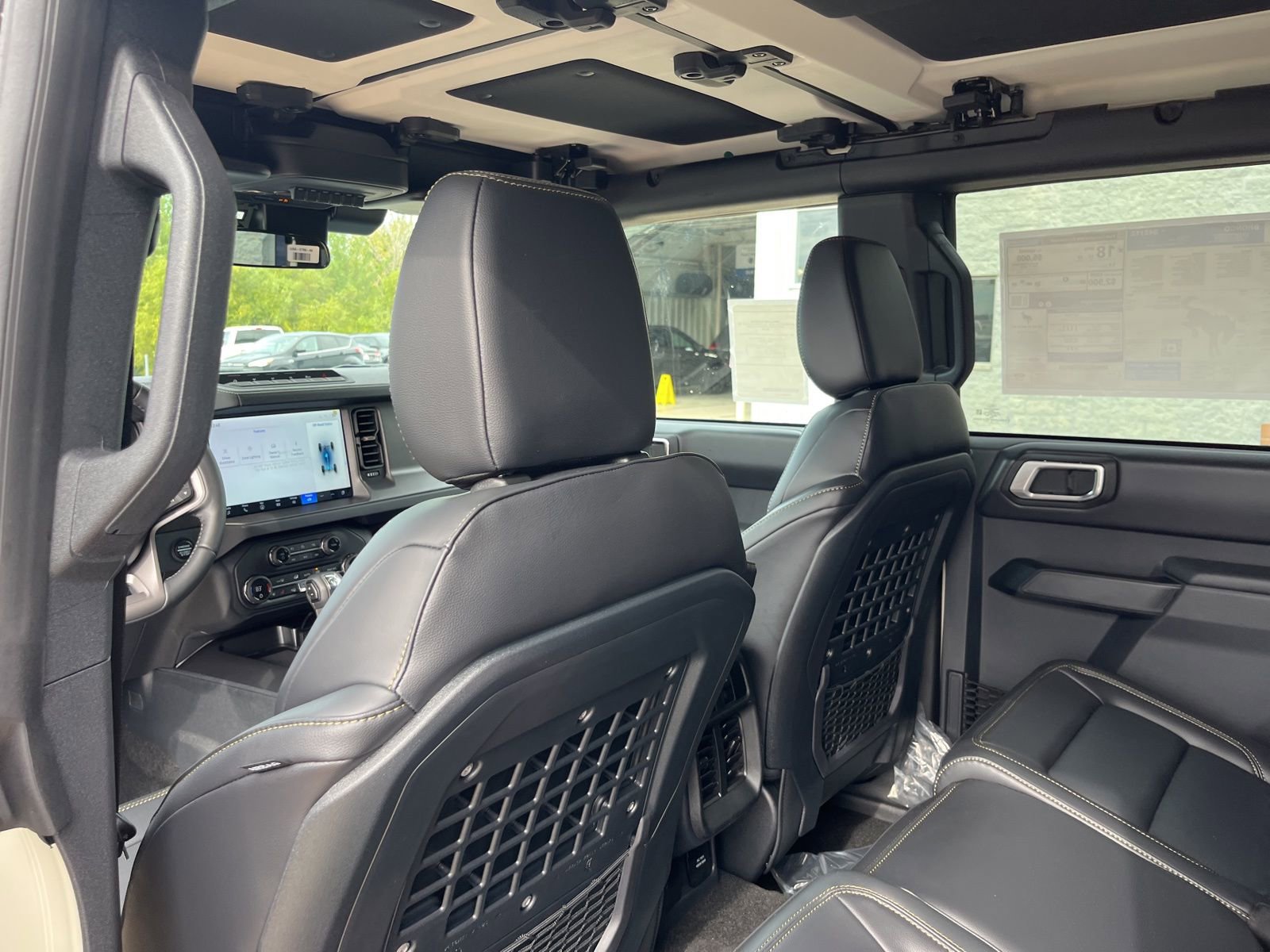 New 2025 Ford Bronco Badlands AWD/4WD image 42