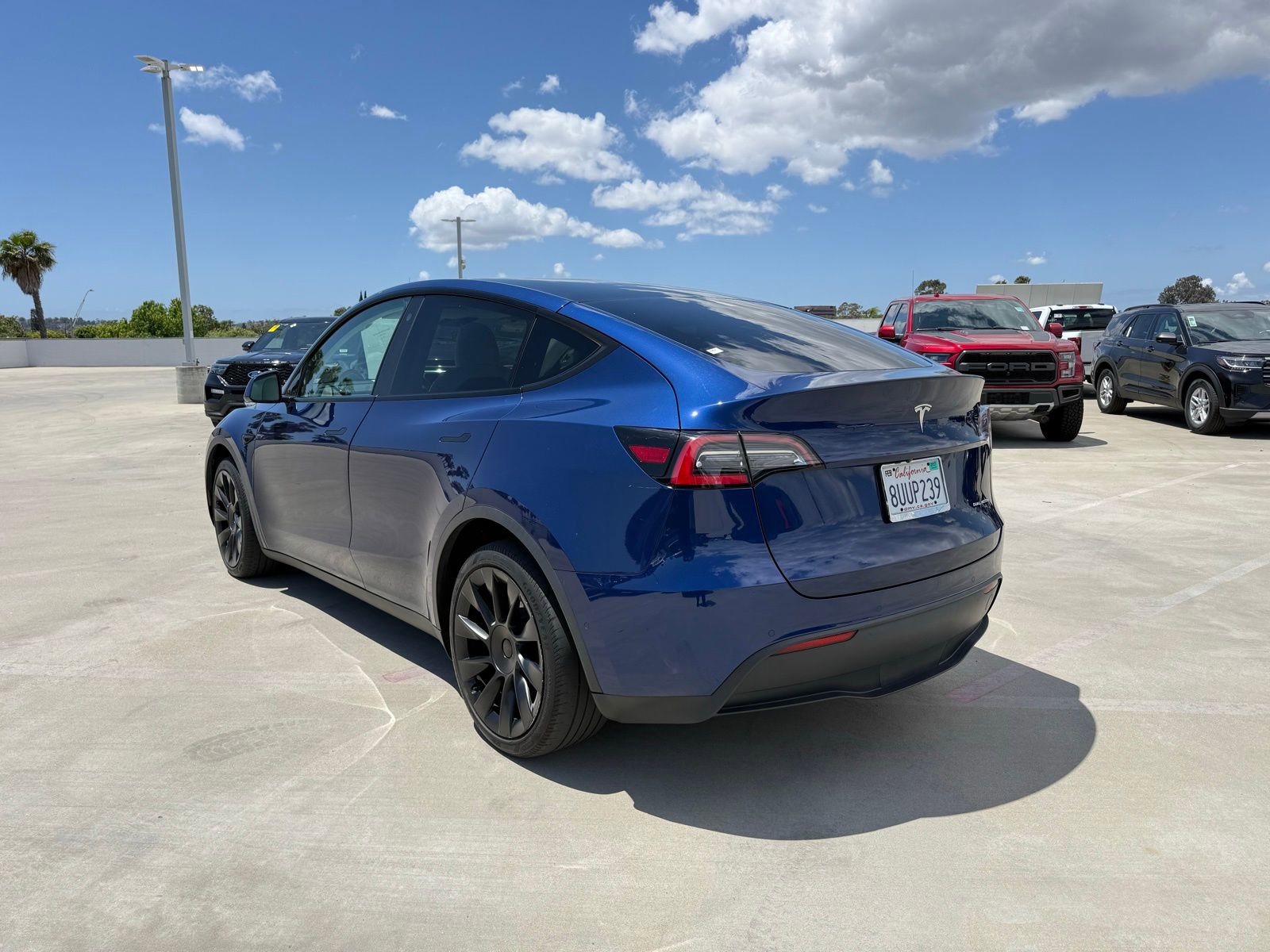 Used 2021 Tesla Model Y Long Range AWD/4WD image 2