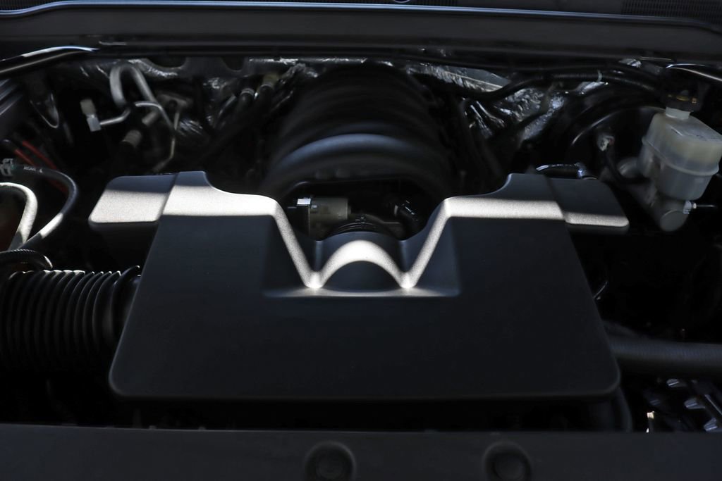 Used 2018 GMC Yukon Denali w/ Enhanced Security Package image 32