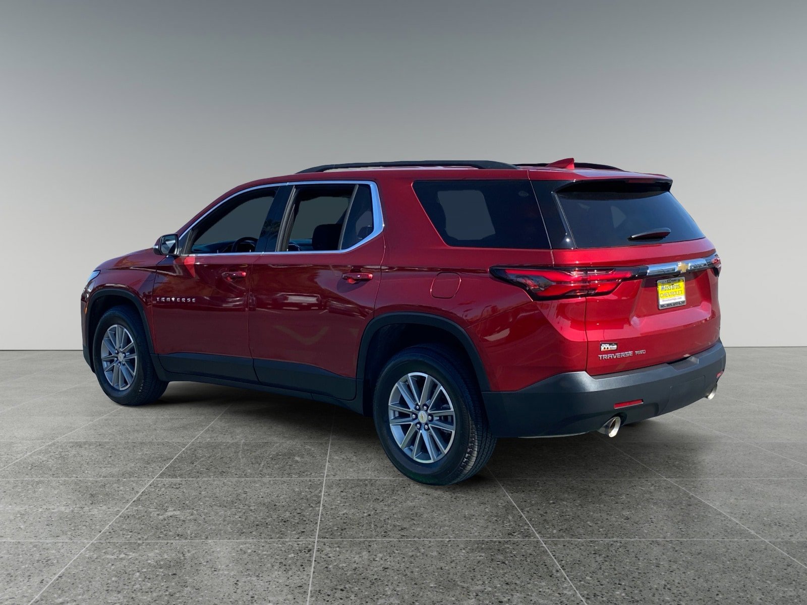 Used 2023 Chevrolet Traverse LT AWD/4WD image 3