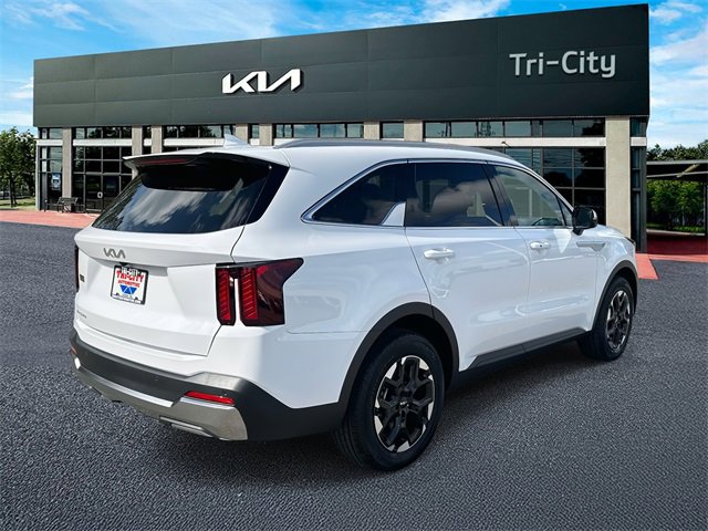 New 2026 Kia Sorento S image 4