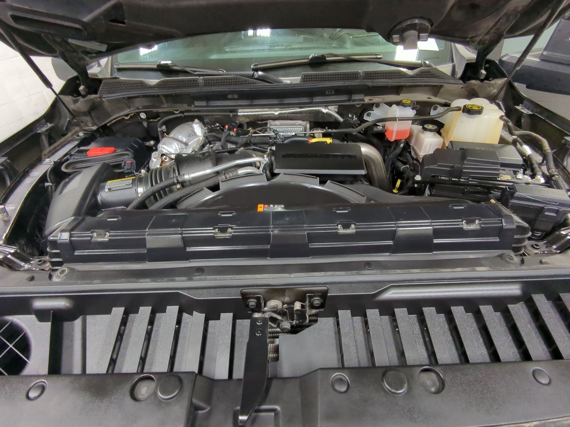 Used 2022 GMC Sierra 3500 AT4 w/ AT4 Premium Plus Package image 24