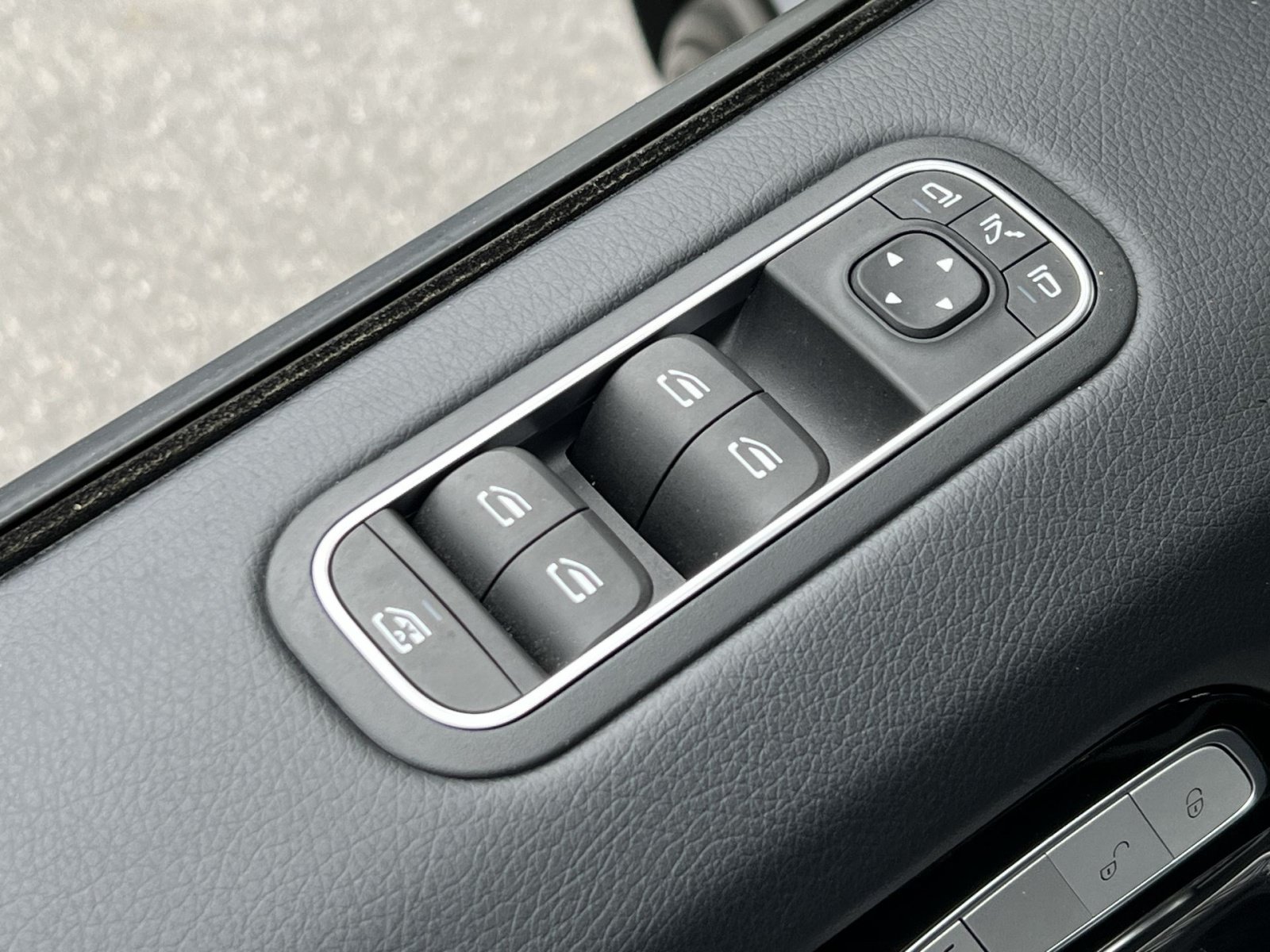 Certified 2024 Mercedes-Benz G 550 image 19