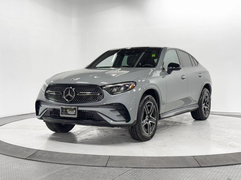 Used 2026 Mercedes-Benz GLC 300 4MATIC image 3