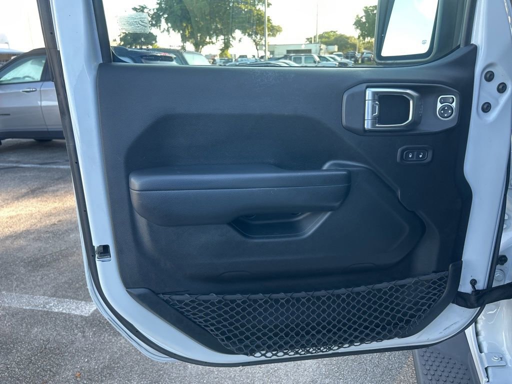 Used 2018 Jeep Wrangler Sport image 33