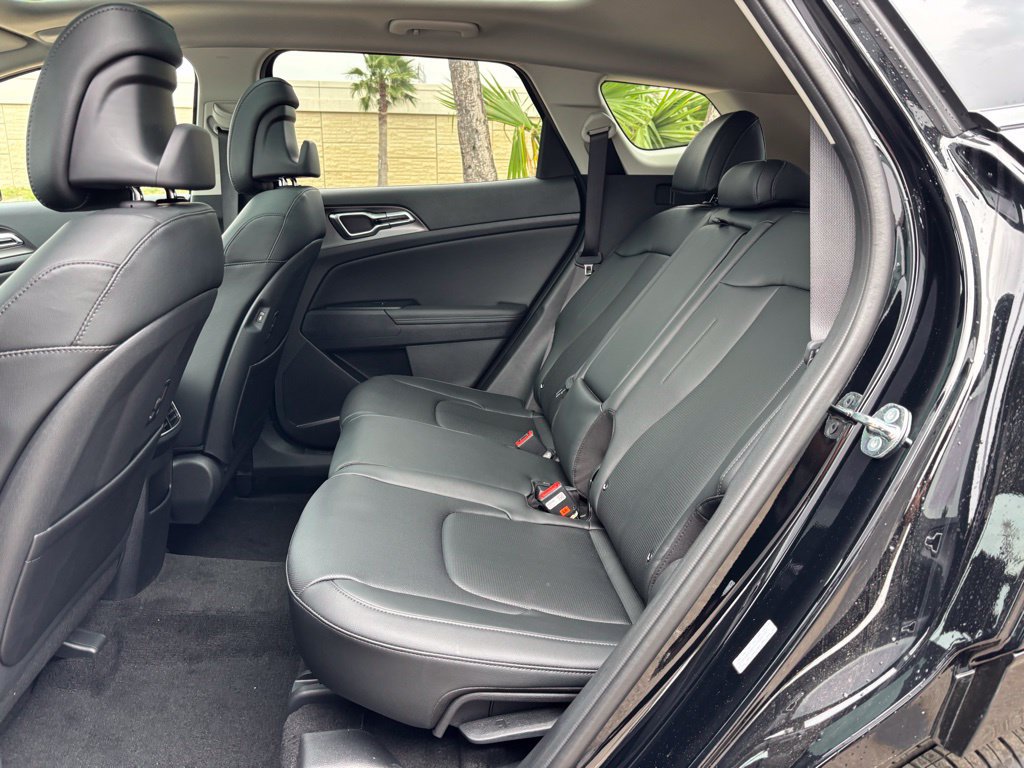 New 2026 Kia Sportage SX FWD image 18