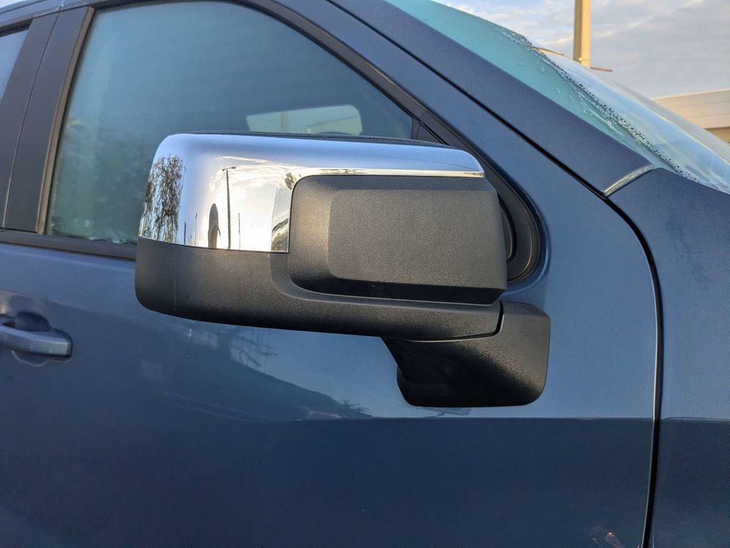 Used 2024 Chevrolet Silverado 1500 LT AWD/4WD image 12