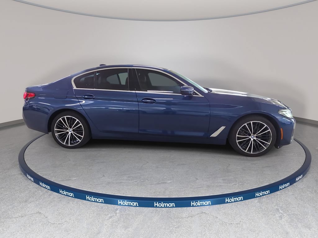 Used 2023 BMW 530i w/ Convenience Package RWD image 6