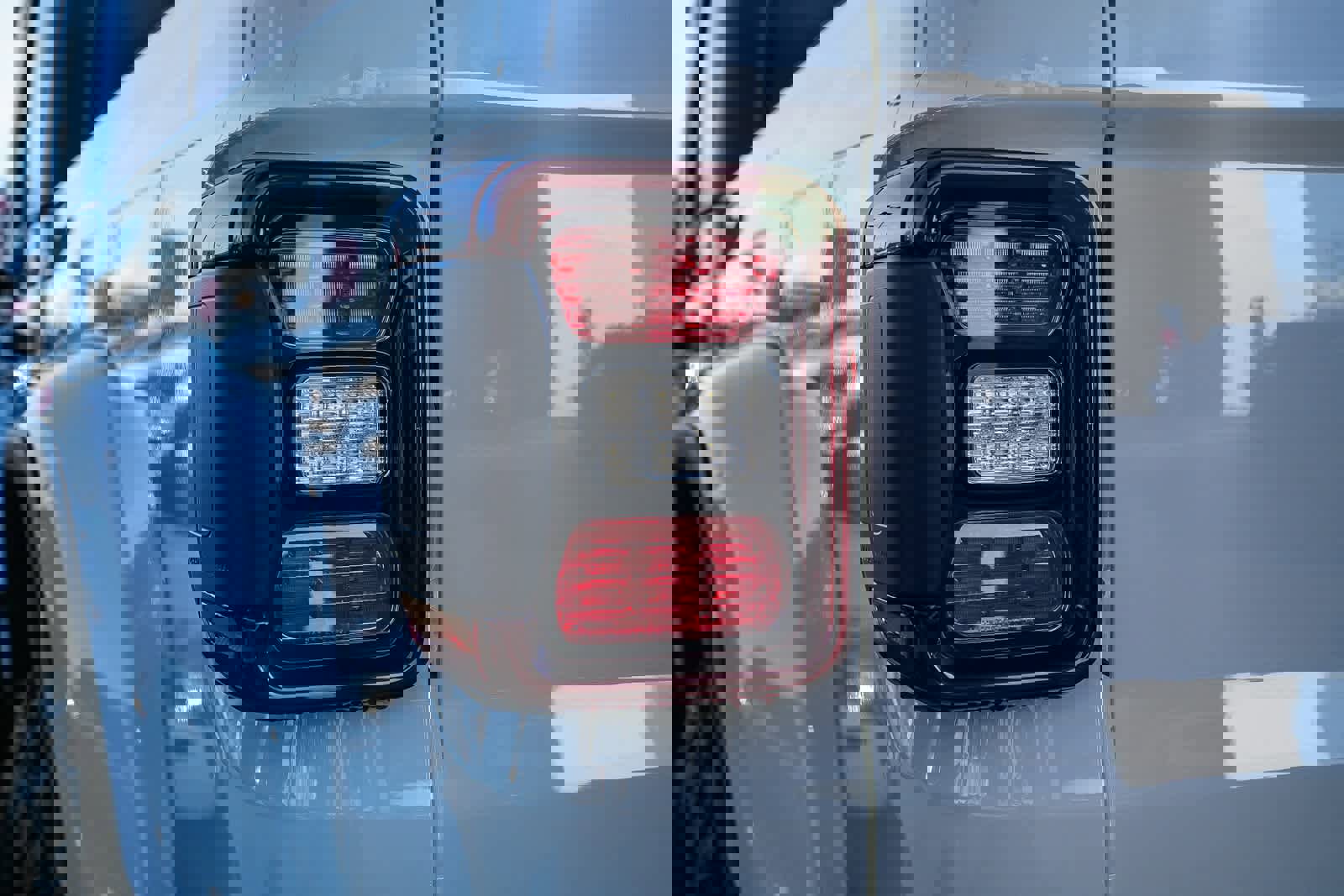 New 2026 Jeep Gladiator Sport image 7