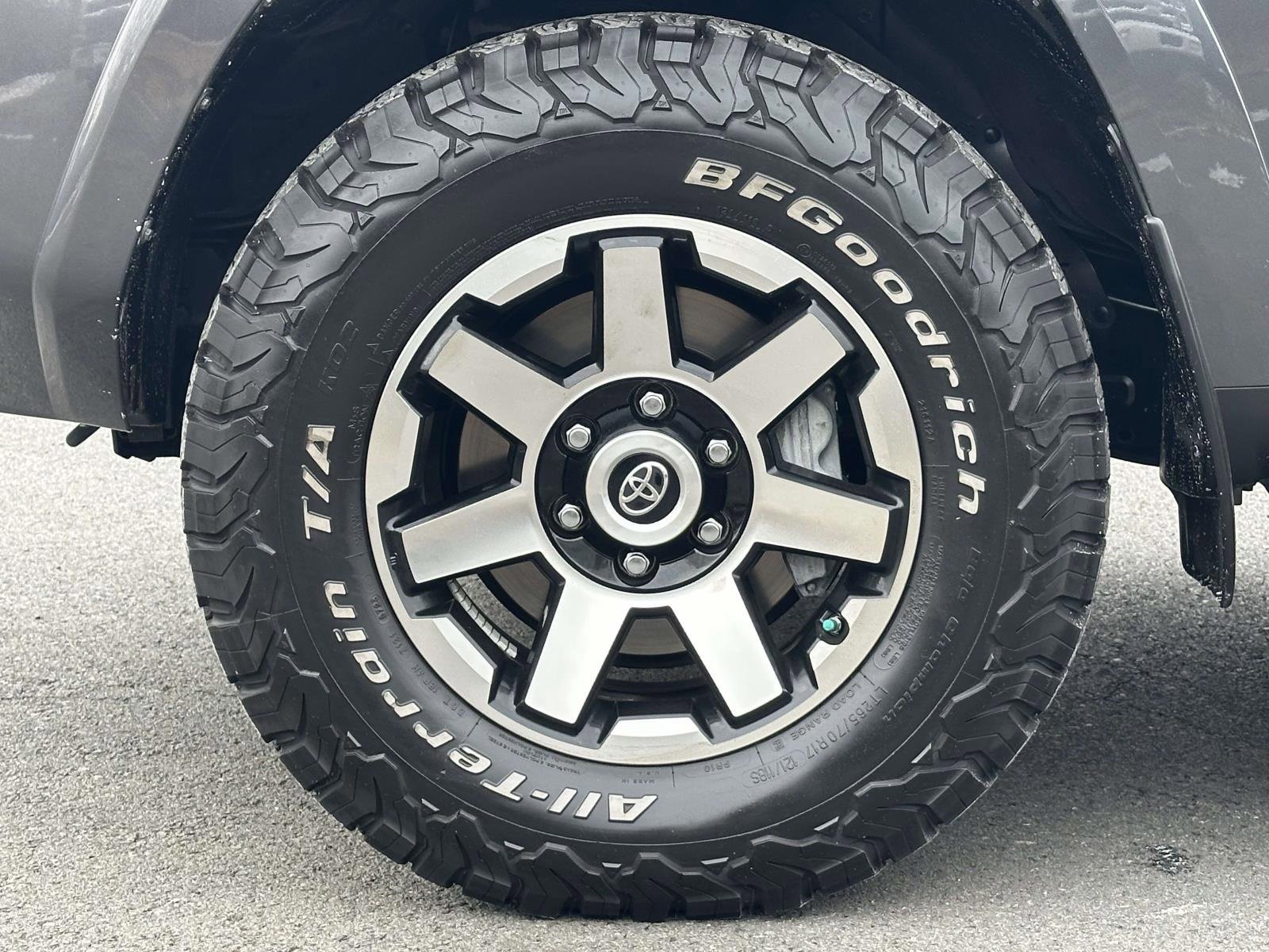 Used 2021 Toyota 4Runner TRD Off-Road Premium image 7