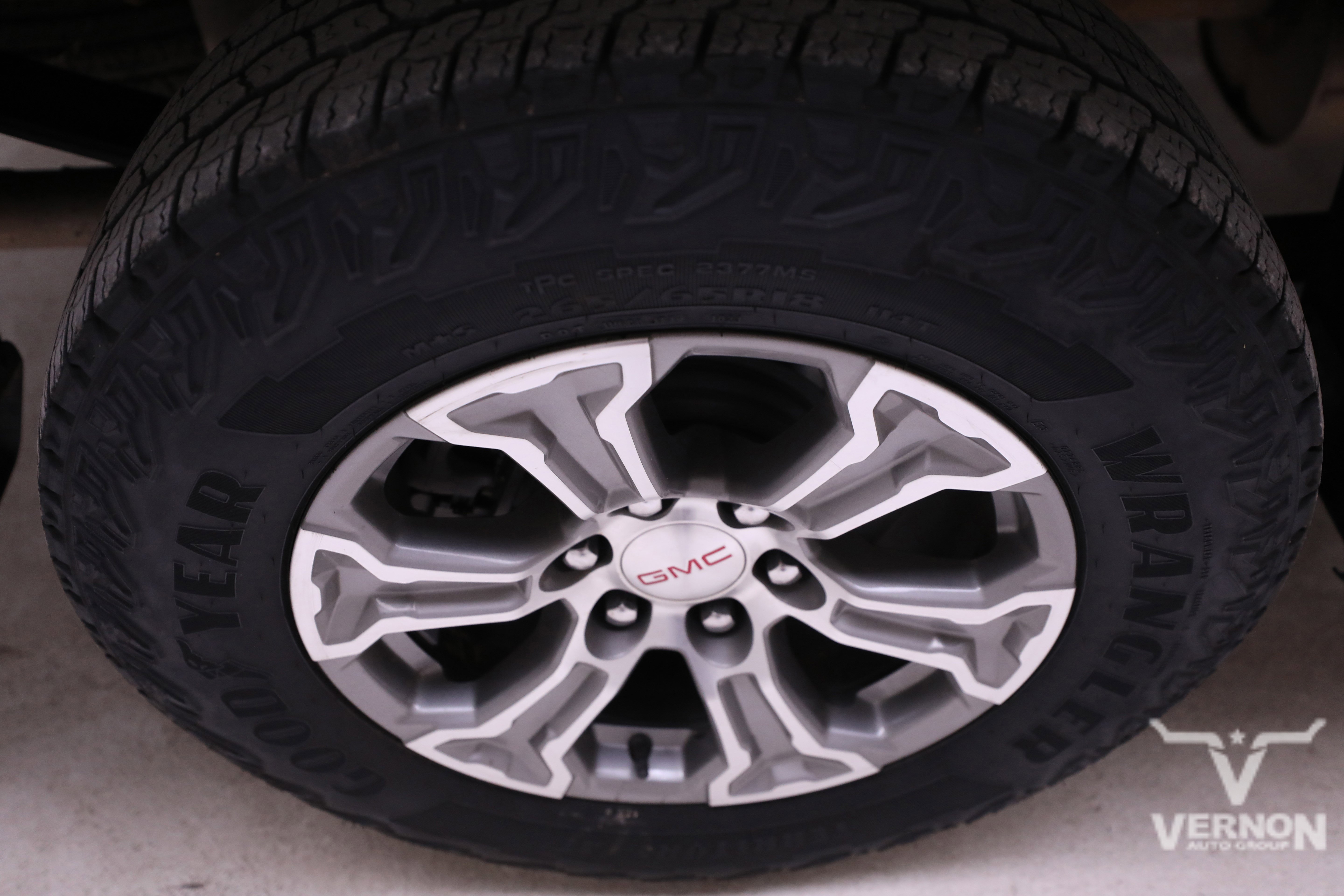 Used 2022 GMC Sierra 1500 SLT w/ X31 Off-Road Package image 32