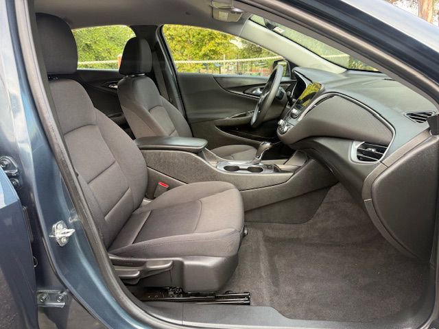 Used 2020 Chevrolet Malibu LS image 18