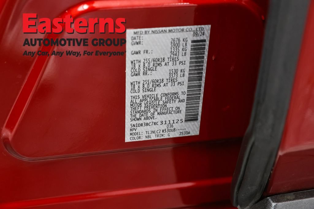 Used 2024 Nissan Pathfinder SV AWD/4WD image 37