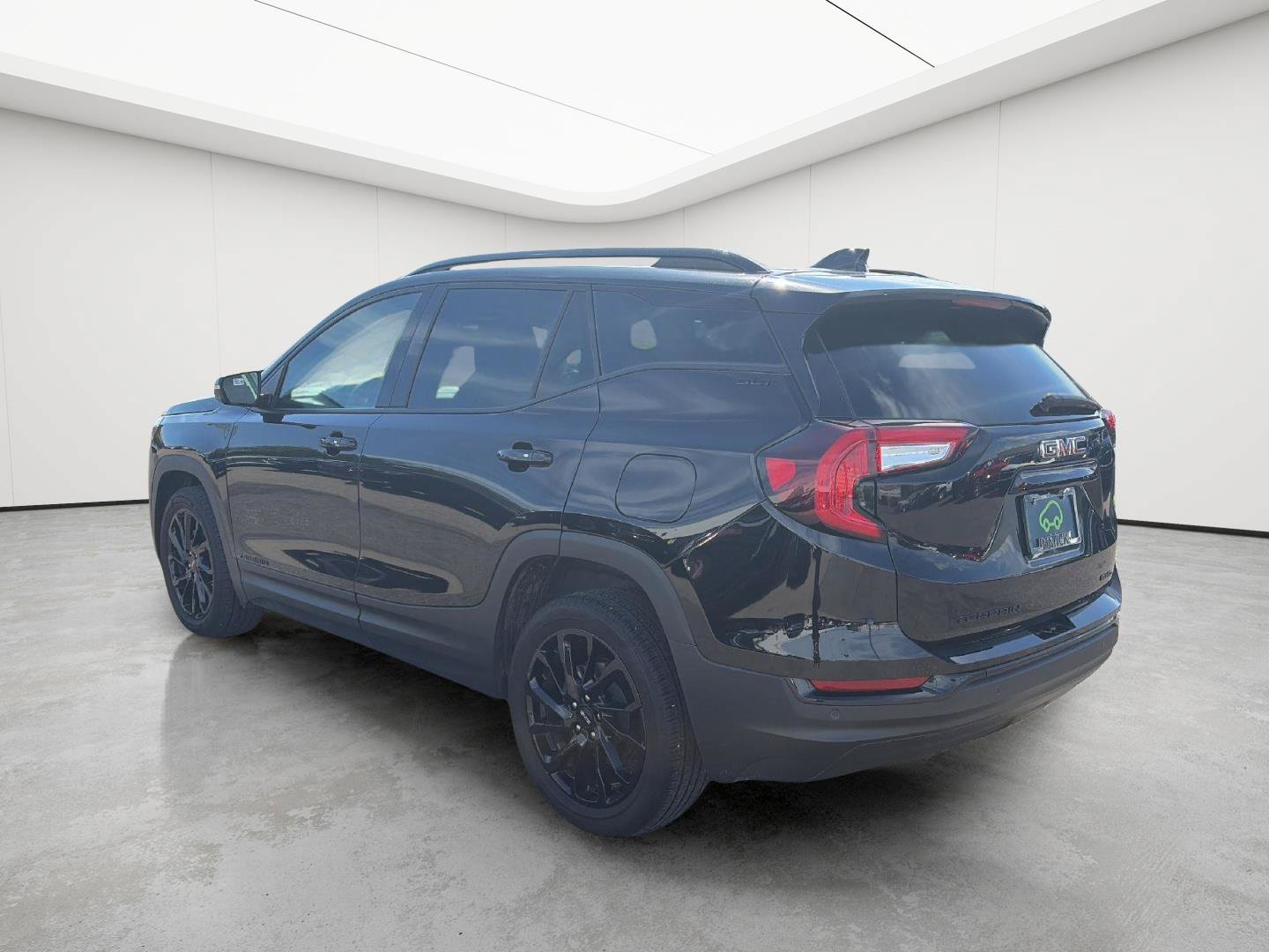 Certified 2024 GMC Terrain SLT w/ Elevation Edition AWD/4WD image 5