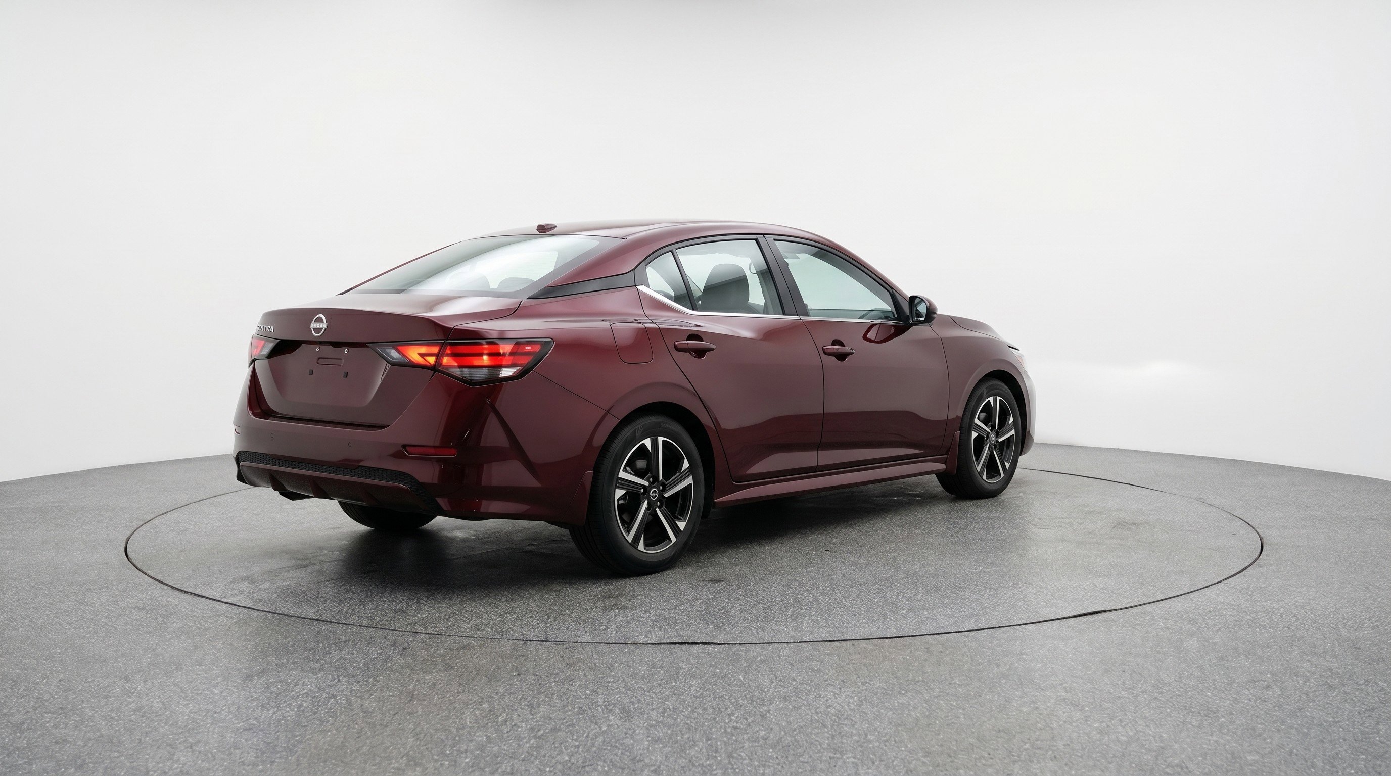 Used 2025 Nissan Sentra SV FWD image 9