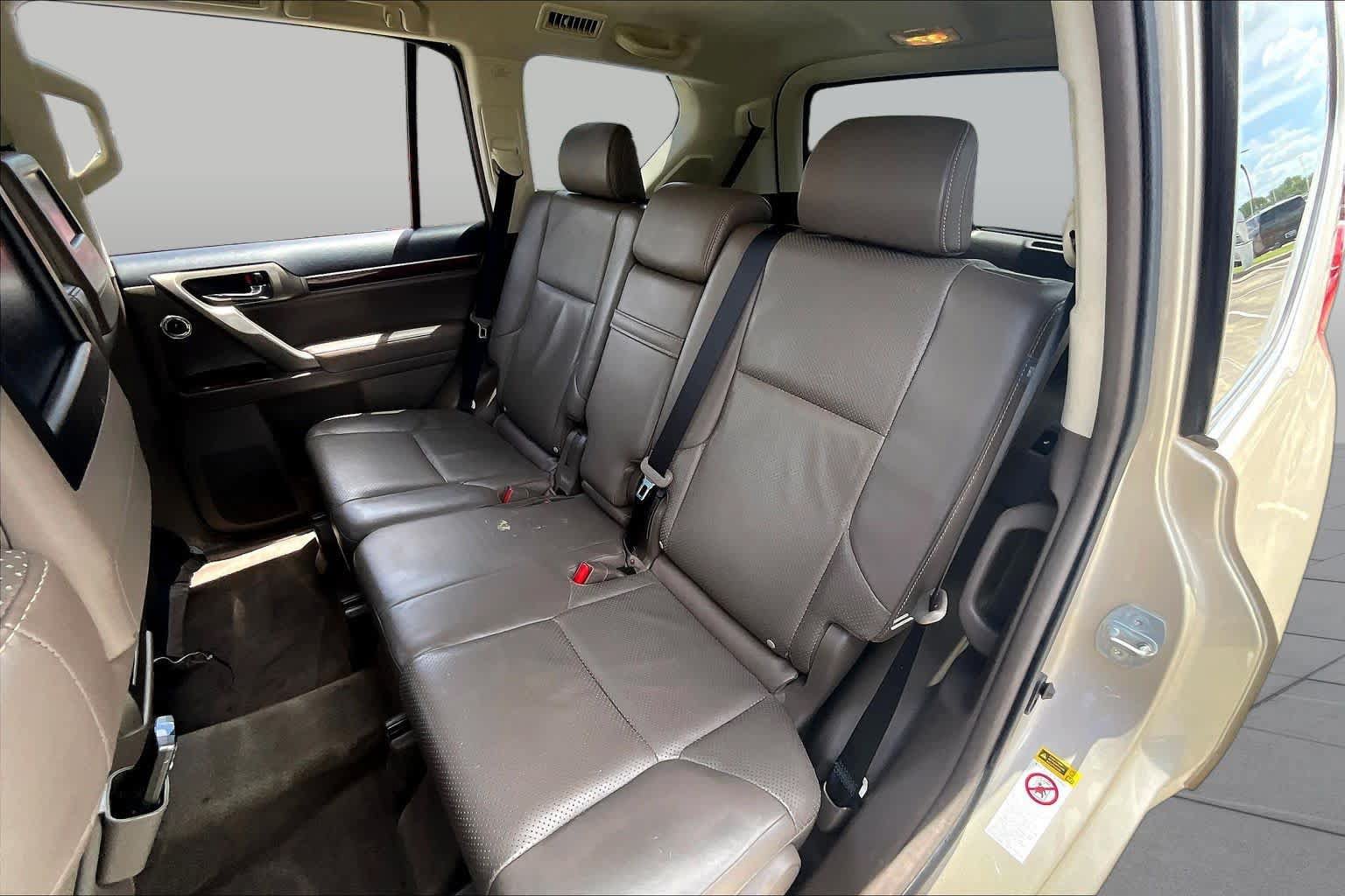 Used 2010 Lexus GX 460 Premium AWD/4WD image 16