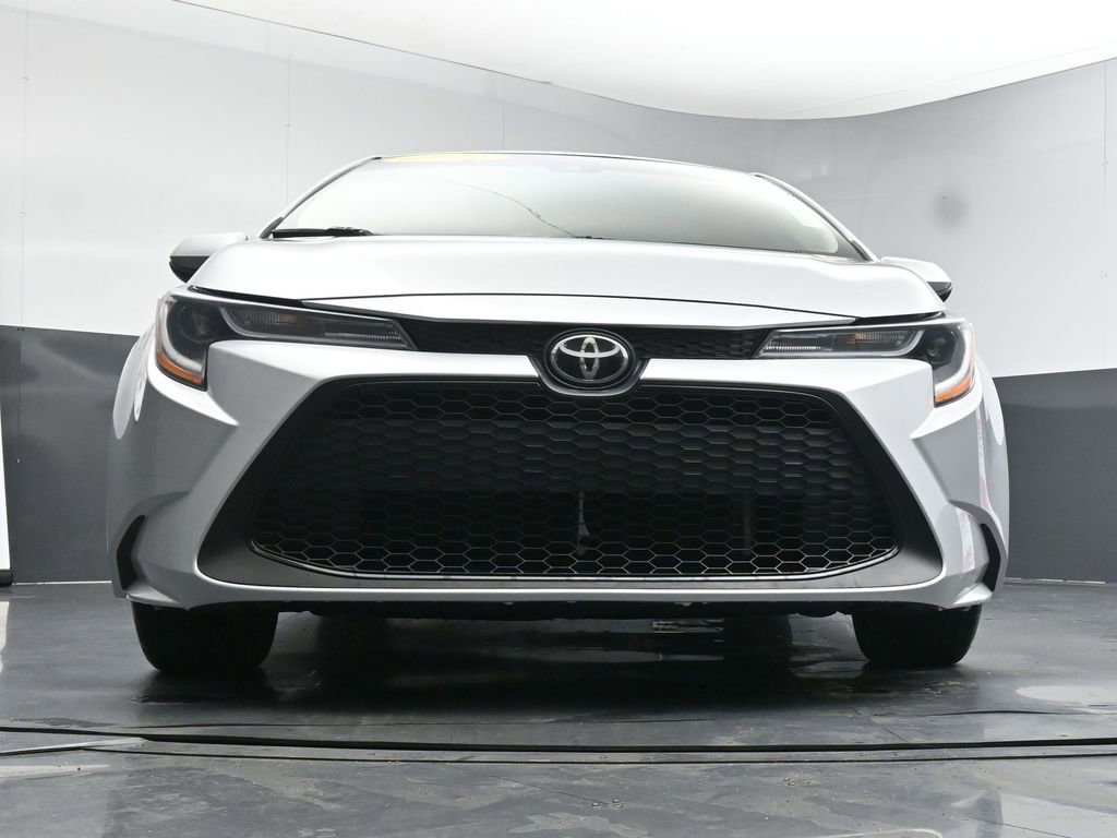 Used 2022 Toyota Corolla LE image 35
