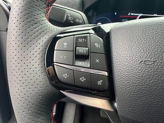 New 2025 Ford Explorer ST-Line w/ ST-Line Street Pack image 13