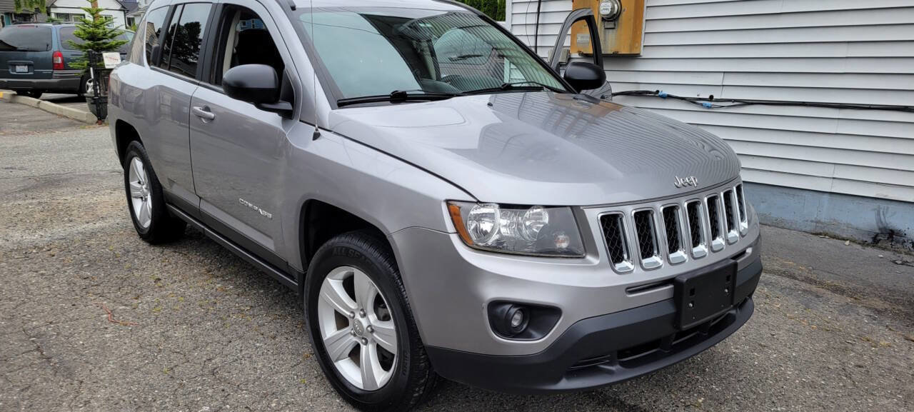 Used 2016 Jeep Compass Sport w/ Power Value Group image 2