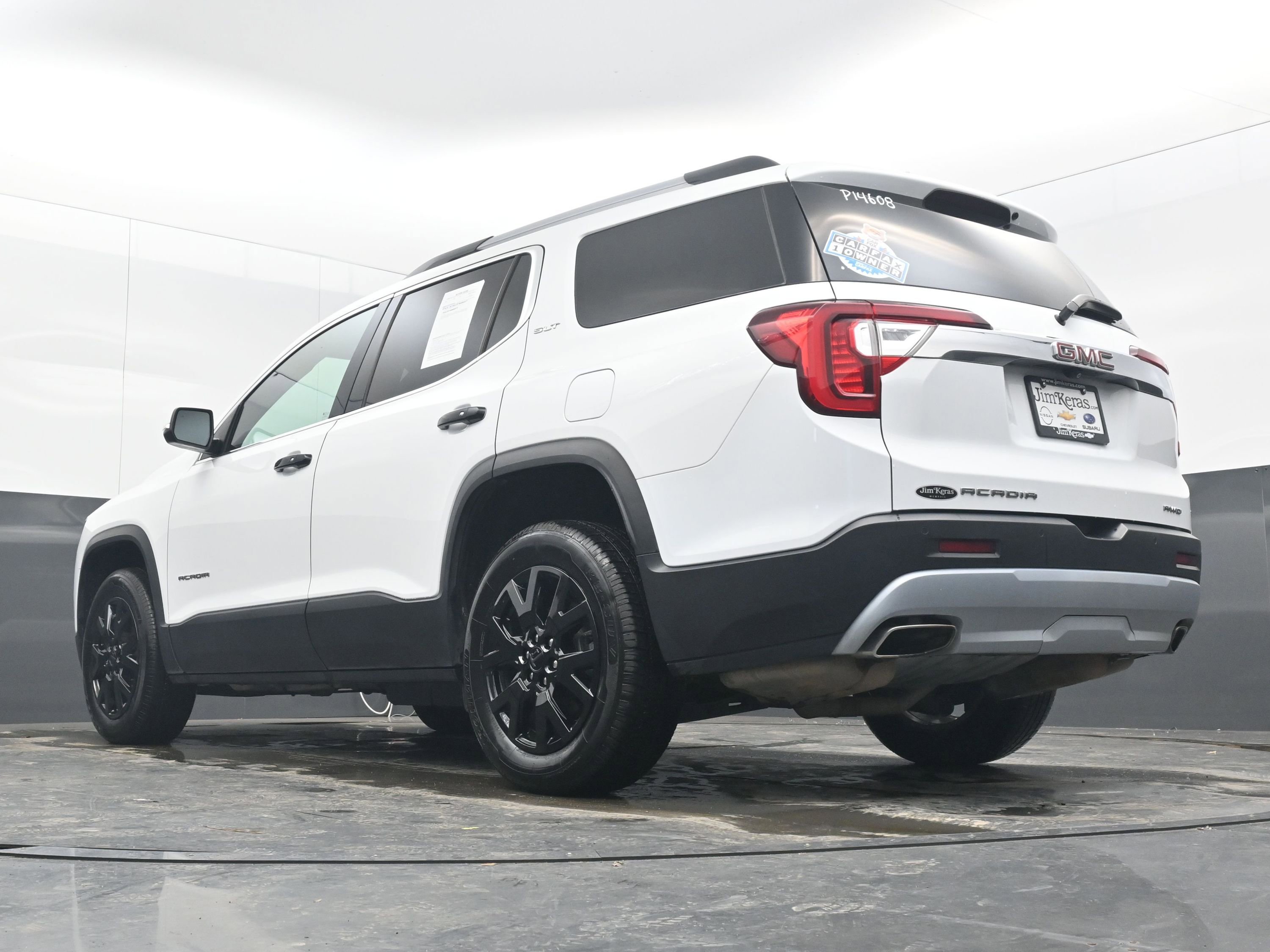 Used 2023 GMC Acadia SLT image 25