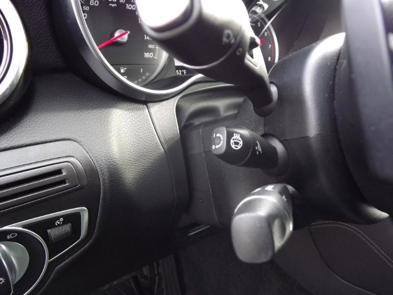 Used 2019 Mercedes-Benz GLC 300 300 4MATIC image 15