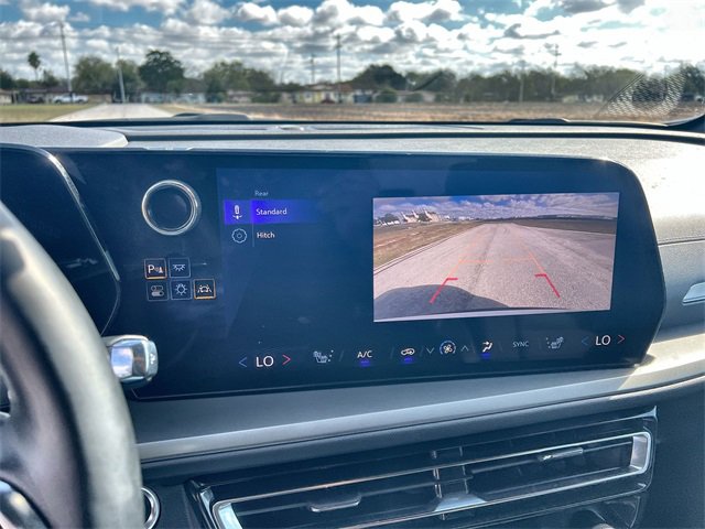 Certified 2025 Chevrolet Traverse LT image 14